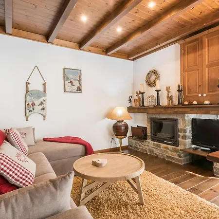 Apartment Bonaigua By Totiaran